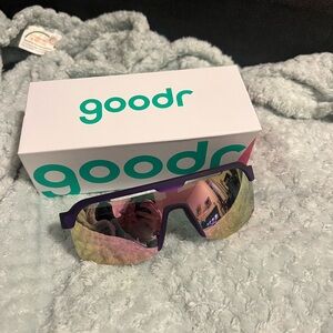 goodr Women’s Purple Mirror Lens Sports Sunglasses